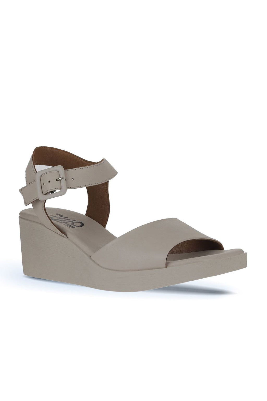 Bueno Women's Leather Wedge Sandal