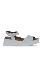 Bueno Women's Leather Flat Sandal