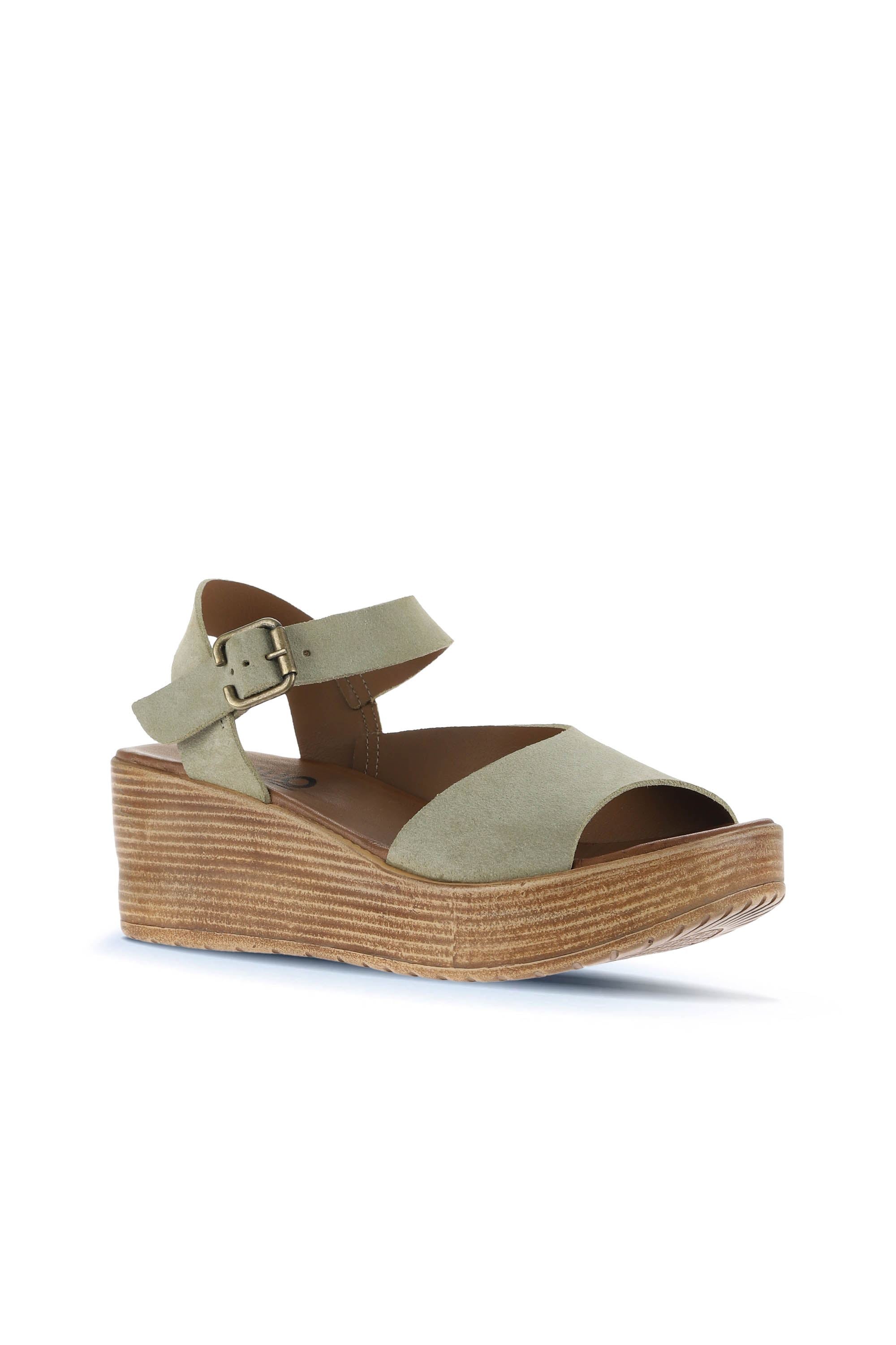 Bueno Women's Leather Wedge Sandal