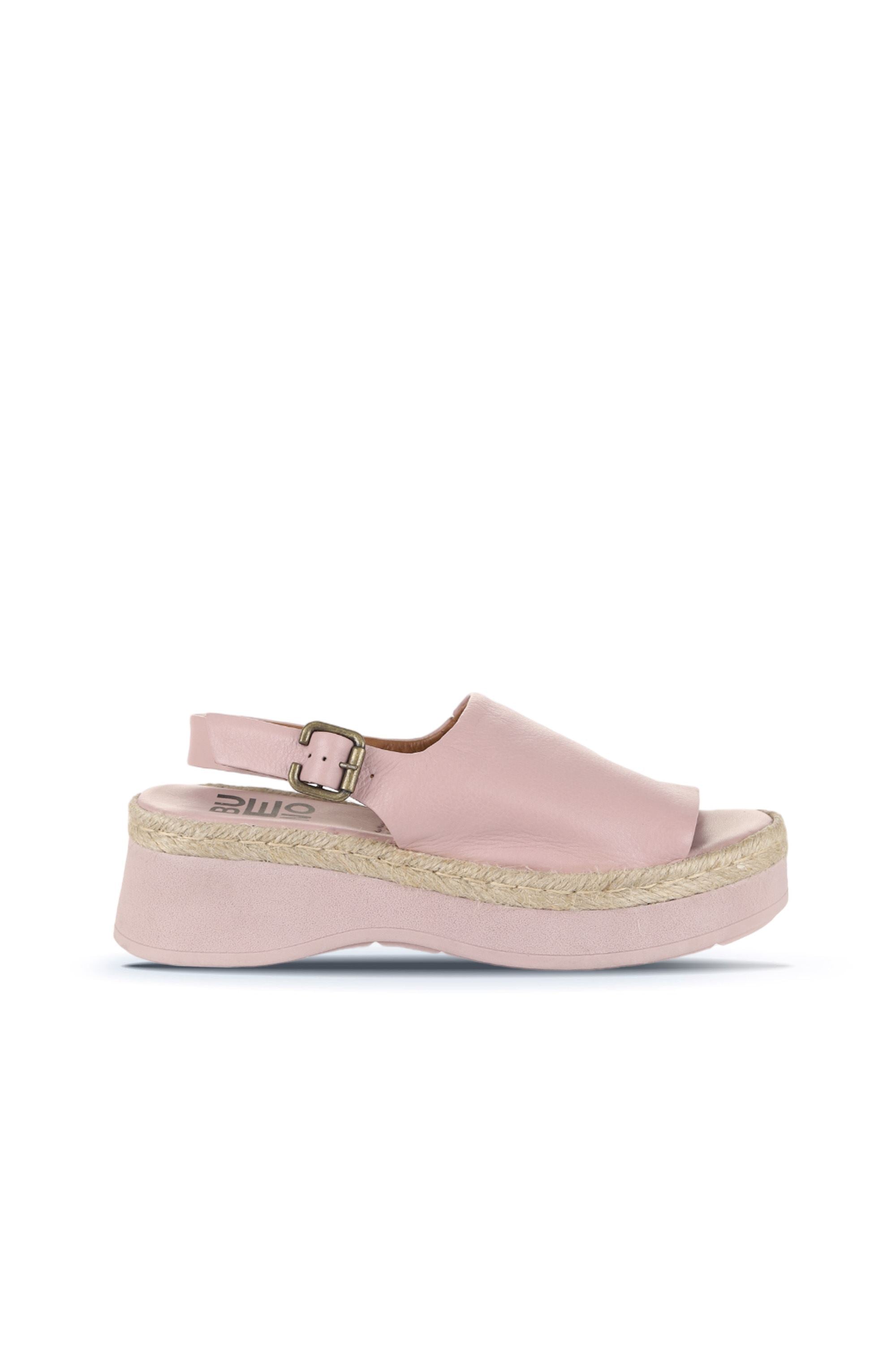 Bueno Women's Leather Flat Sandal