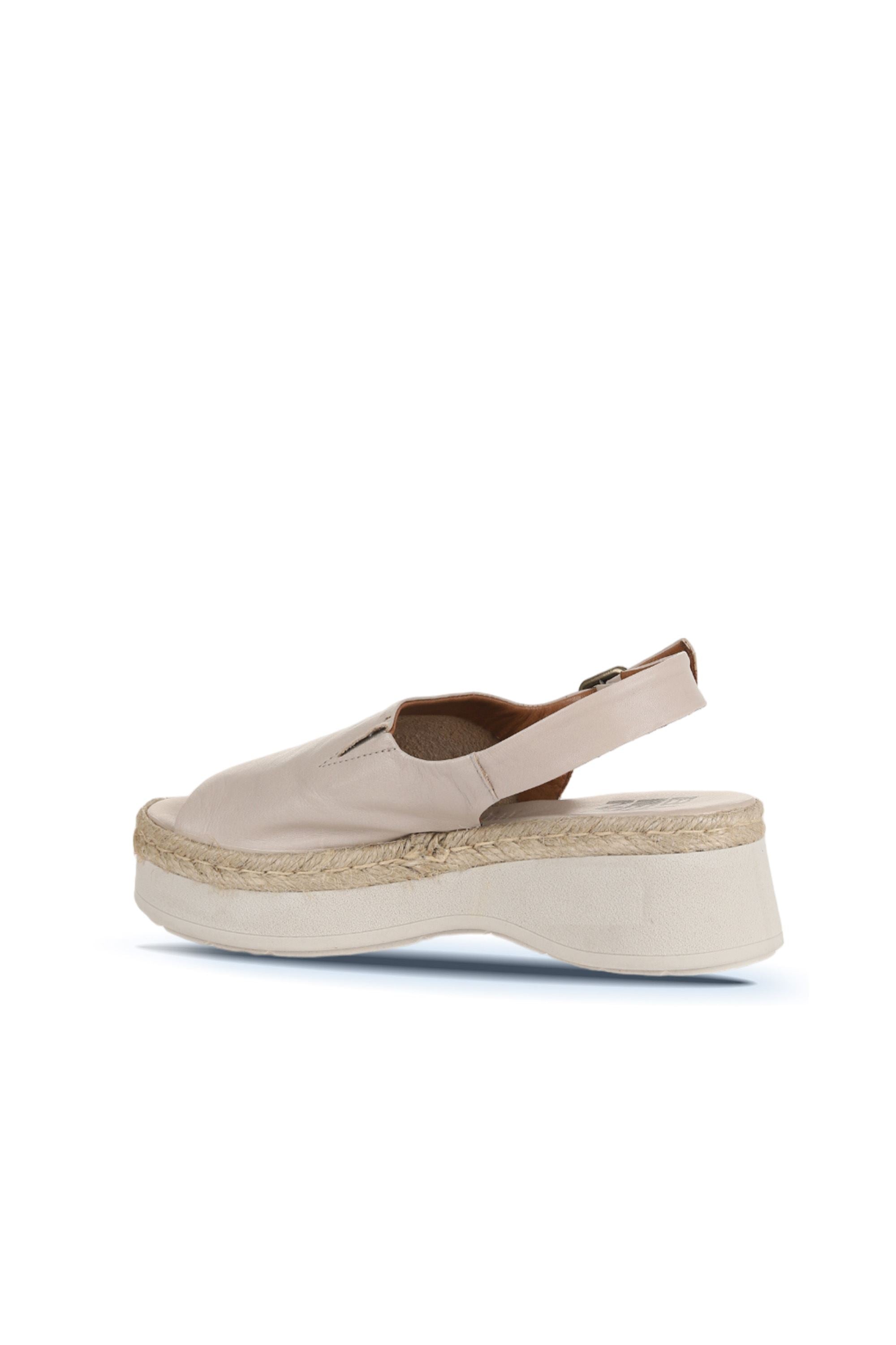 Bueno Women's Leather Flat Sandal