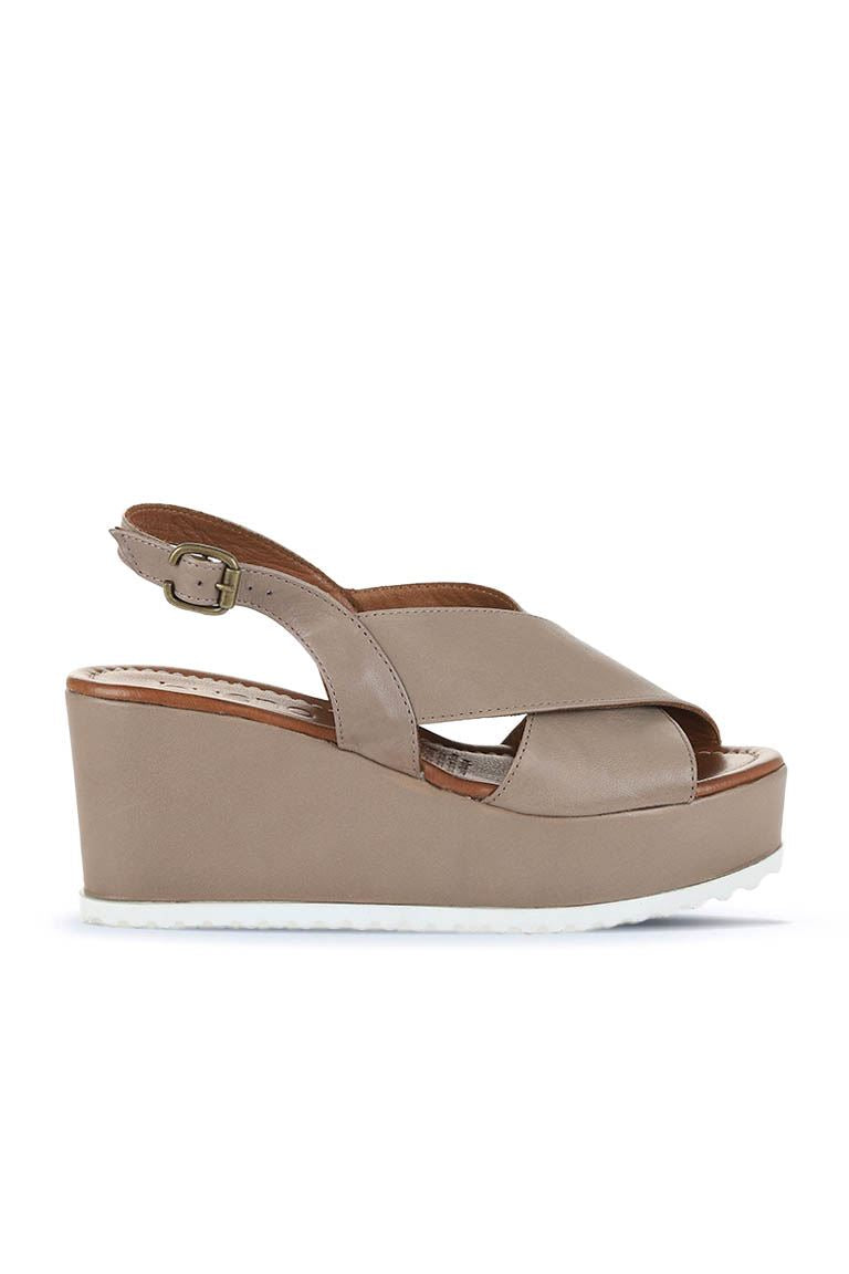 Bueno Women's Leather Wedge Sandal