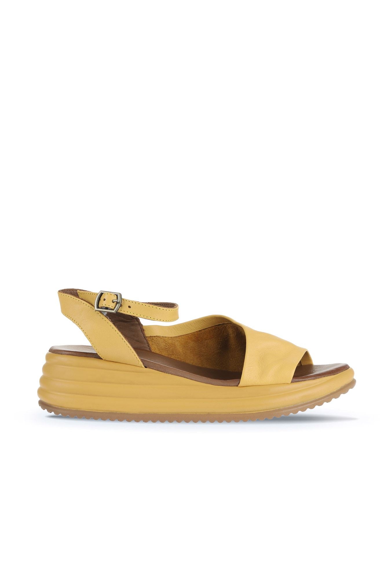 Bueno Women's Leather Wedge Sandal