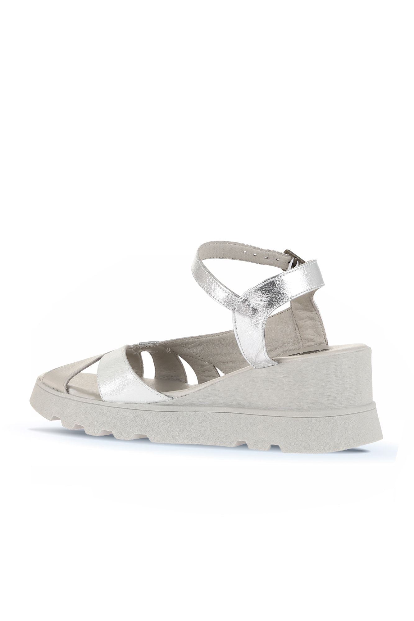 Bueno Women's Leather Wedge Sandal