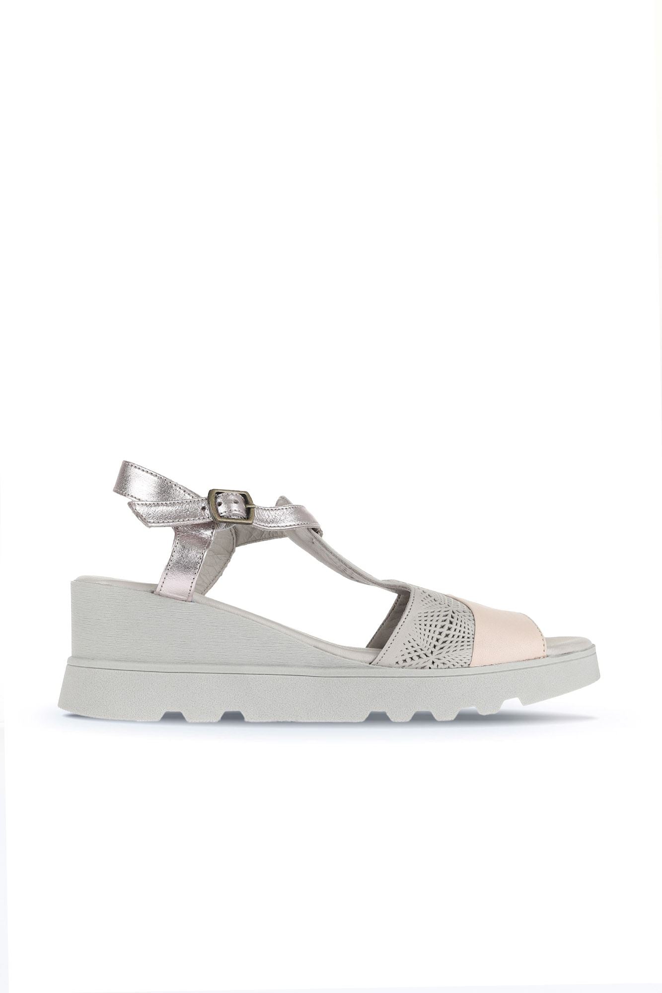 Bueno Women's Leather Wedge Sandal