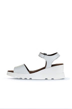 Bueno Women's Leather Wedge Sandal