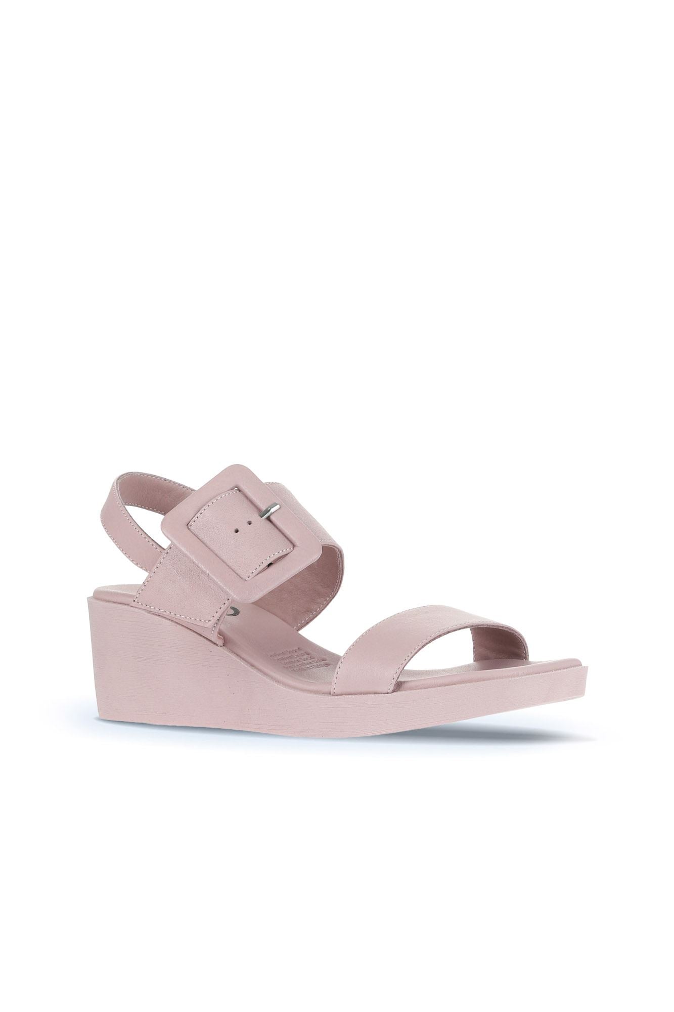 Bueno Women's Leather Wedge Sandal