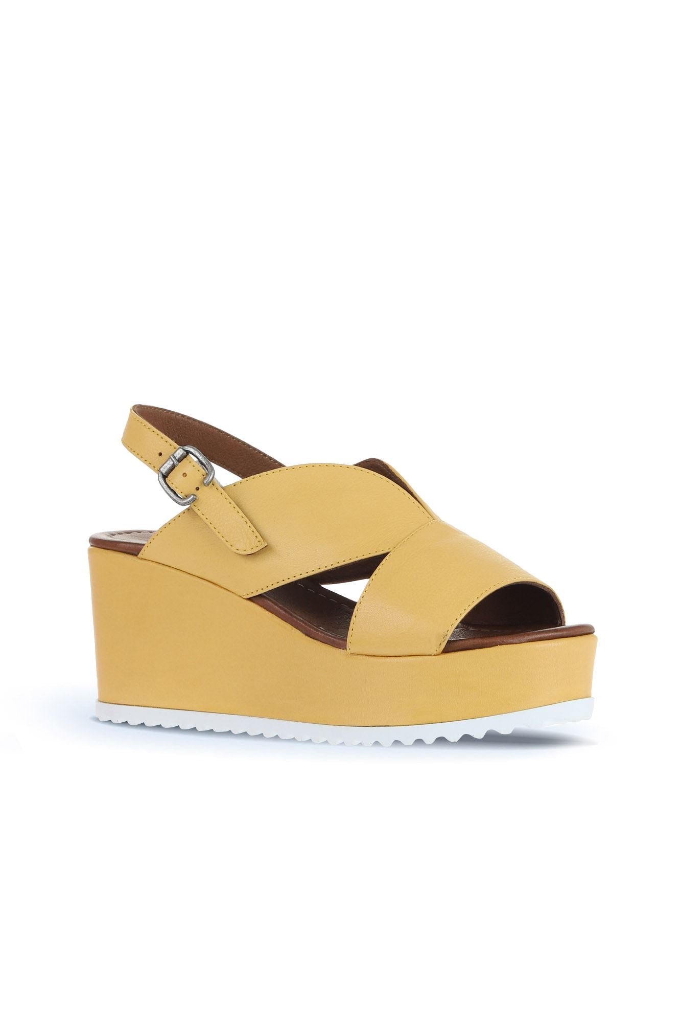 Bueno Women's Leather Wedge Sandal