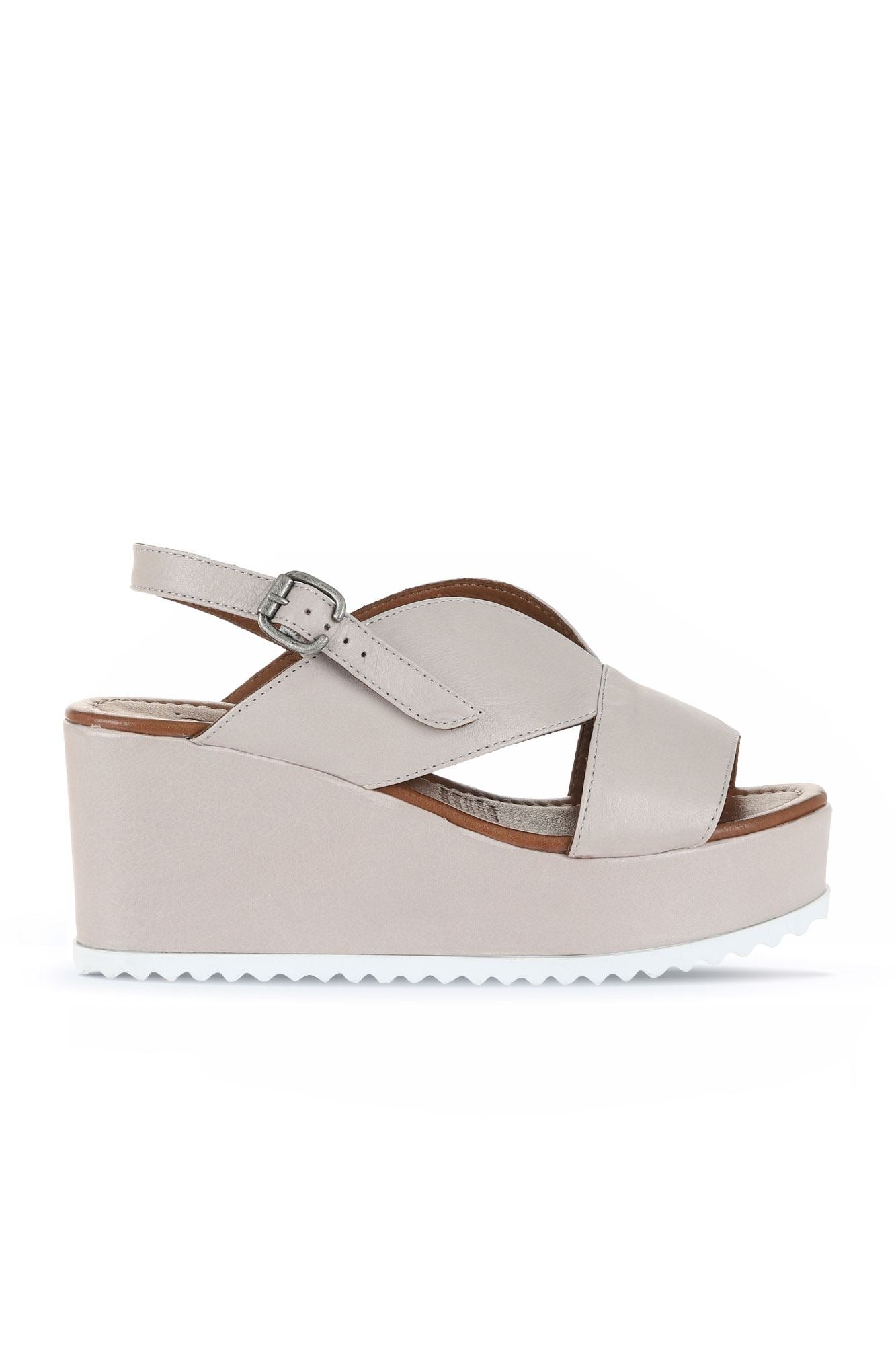 Bueno Women's Leather Wedge Sandal