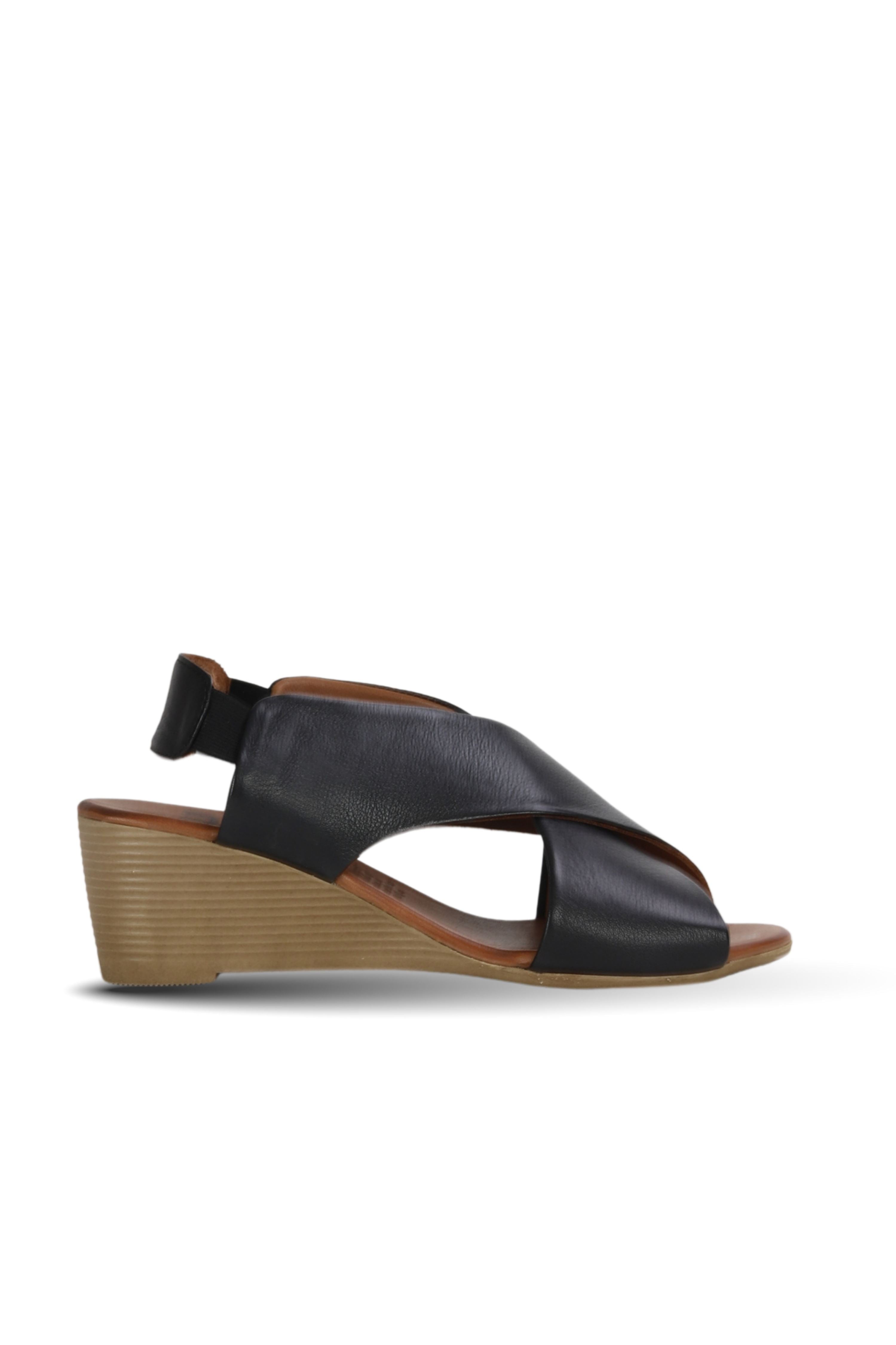 Bueno Women's Leather Wedge Sandal