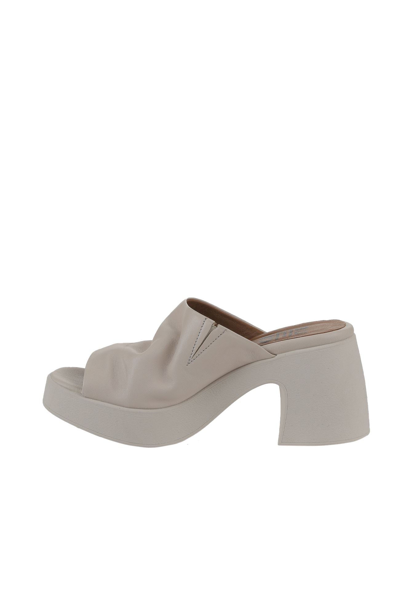 Bueno Women's Leather Heeled Slipper