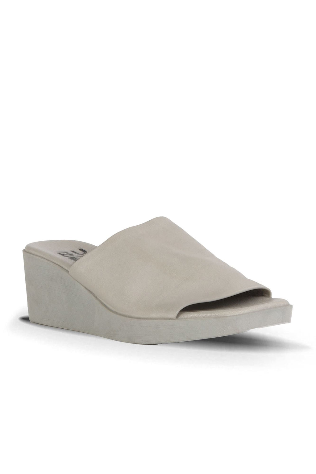 Bueno Women's Leather Wedge Slipper