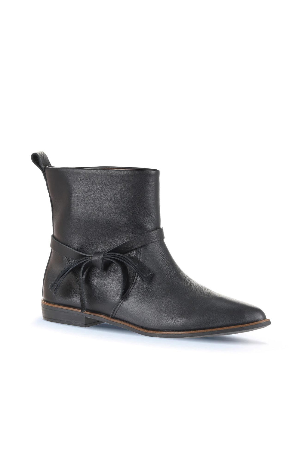 Bueno Women's Leather Flat Boot