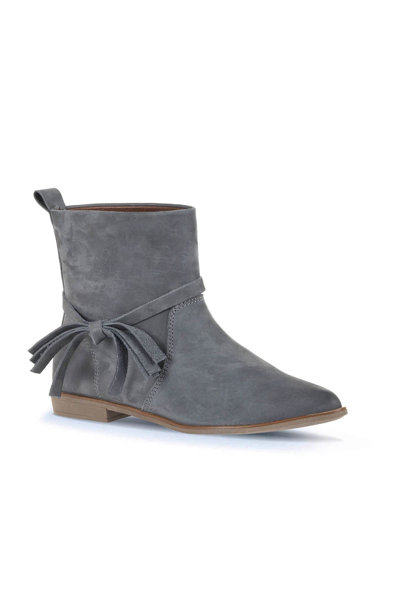 Bueno Women's Leather Flat Boot