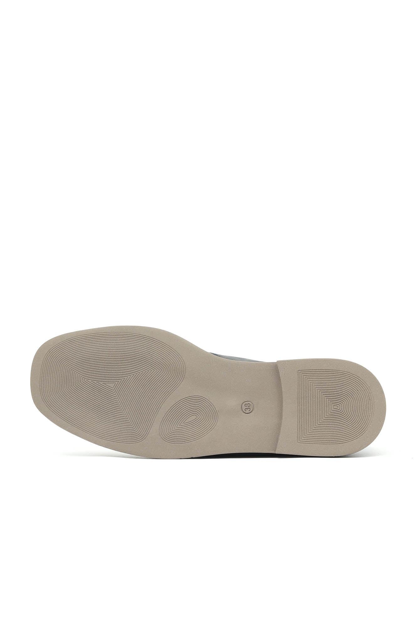 Bueno Women's Leather Flat Boot