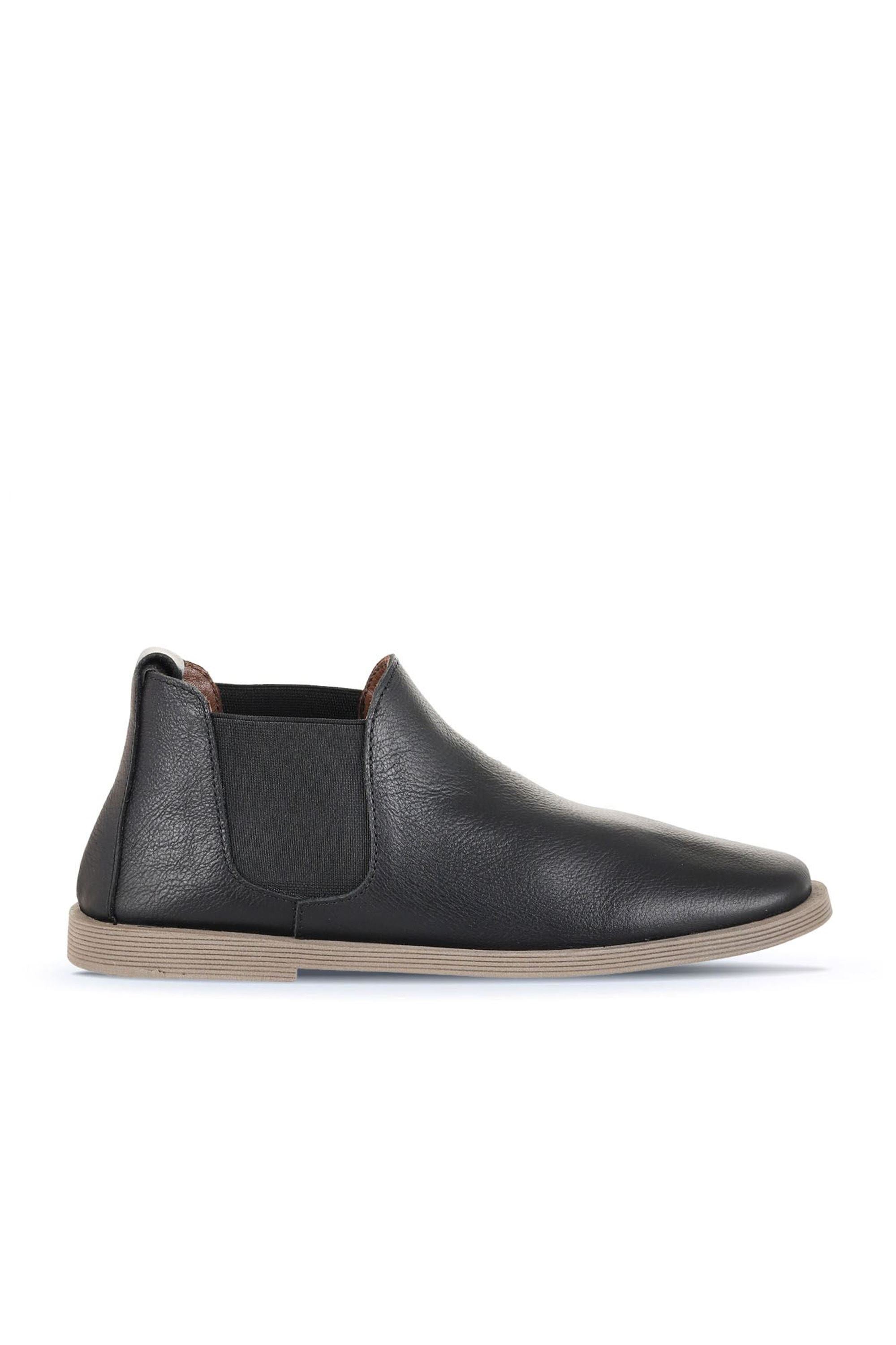 Bueno Women's Leather Flat Boot