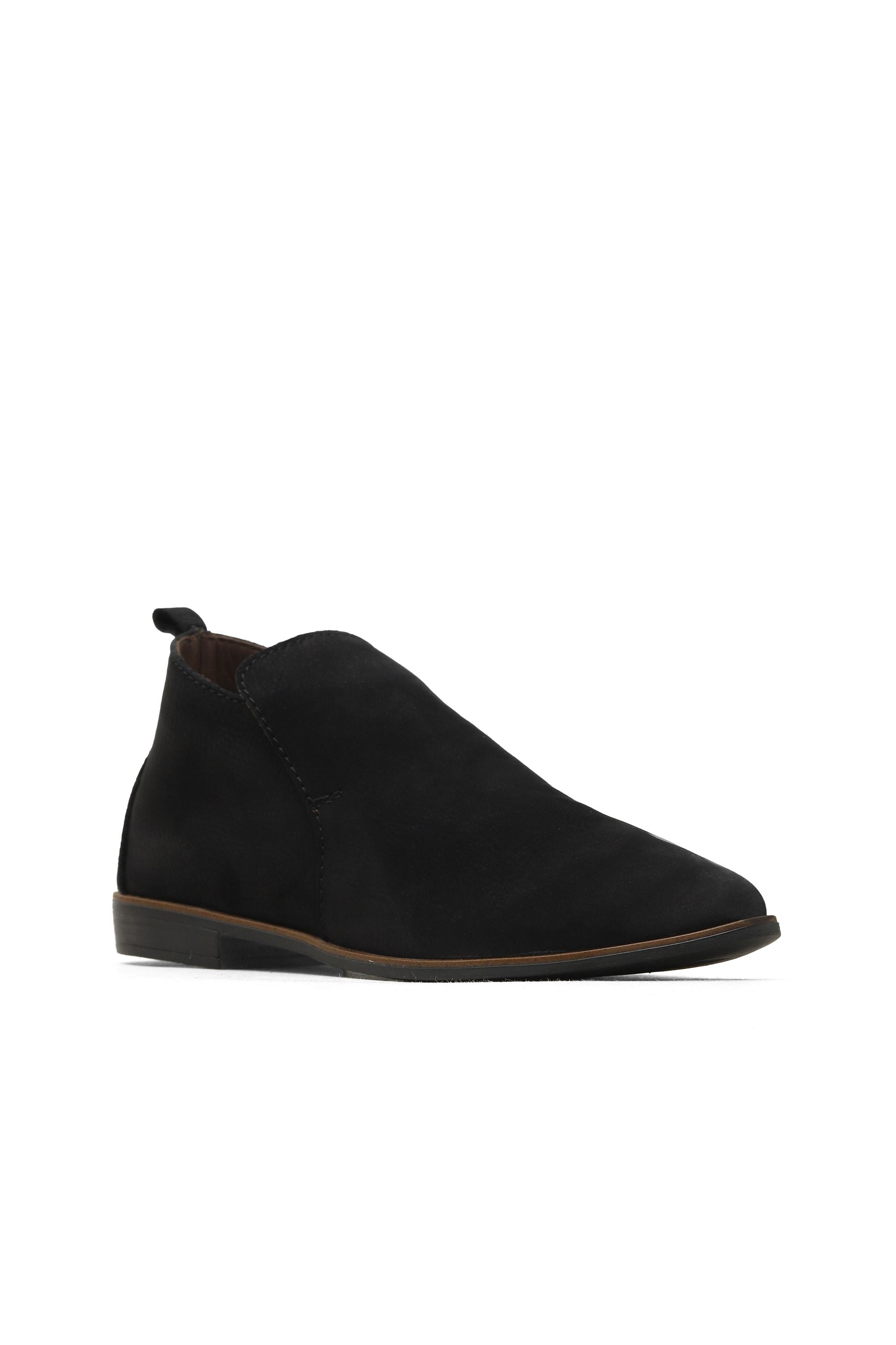 Bueno Women's Leather Flat Boot