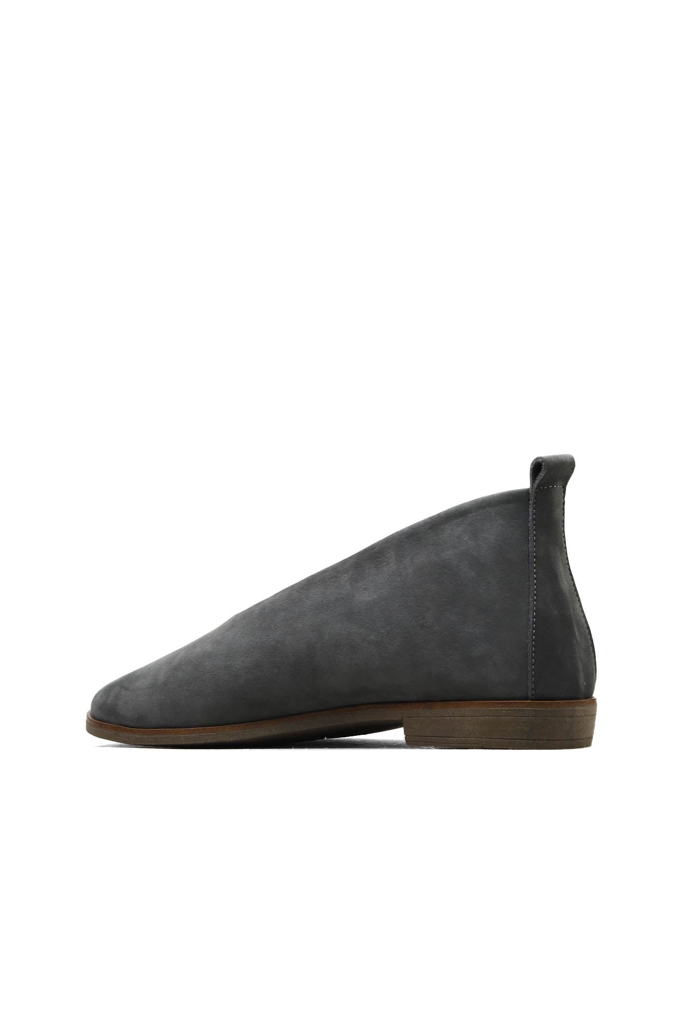 Bueno Women's Leather Flat Boot