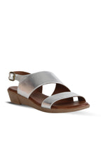 Bueno Women's Leather Flat Sandal