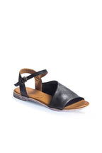 Bueno Women's Leather Flat Sandal