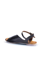 Bueno Women's Leather Flat Sandal