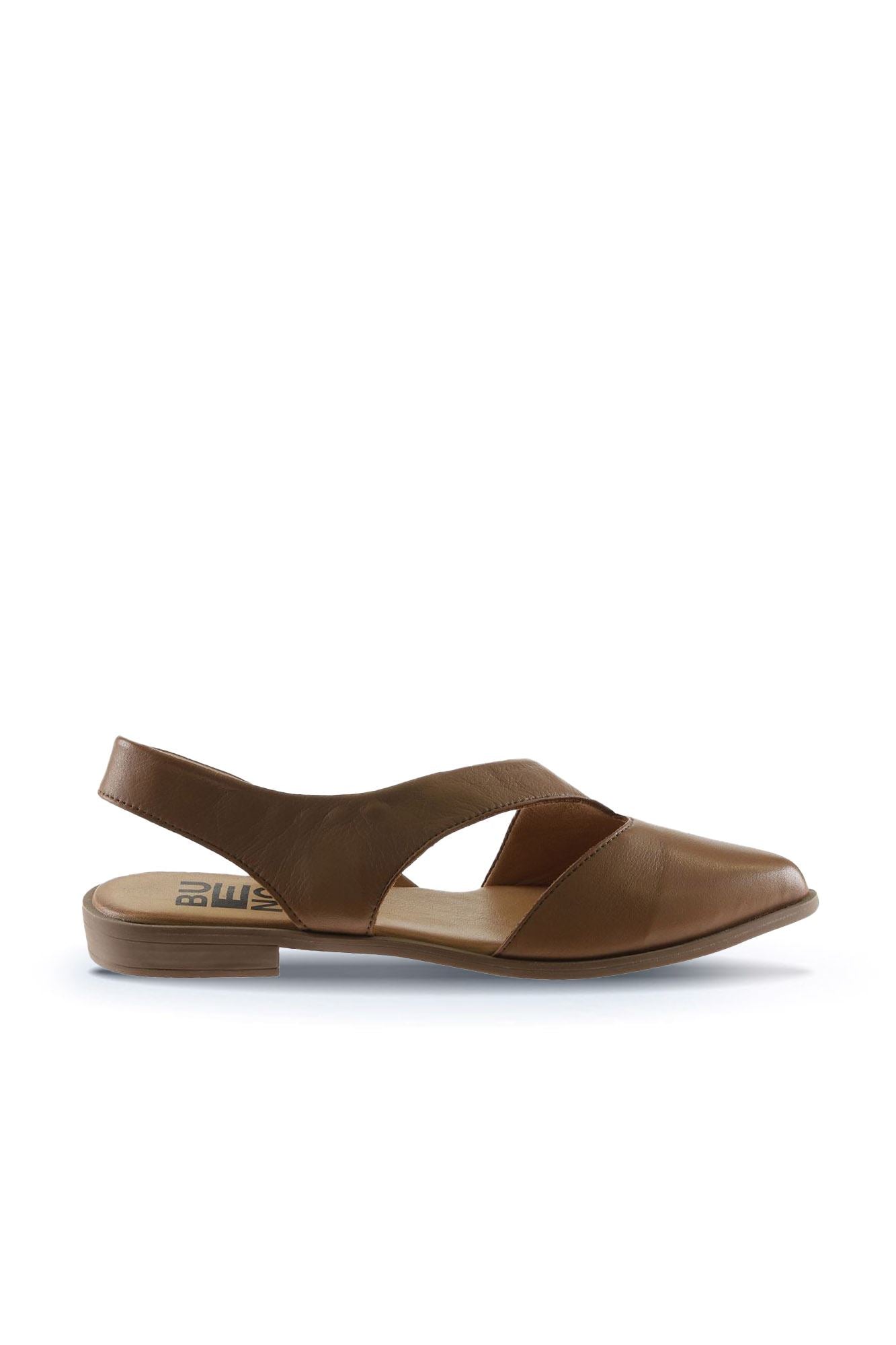Bueno Women's Leather Flat Sandal