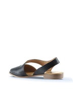 Bueno Women's Leather Flat Sandal