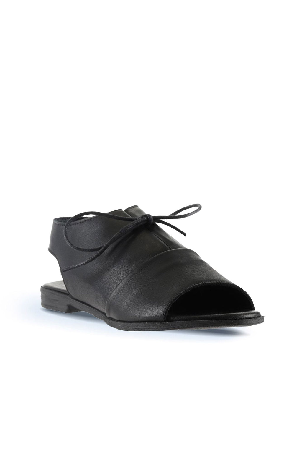 Bueno Women's Leather Flat Sandal