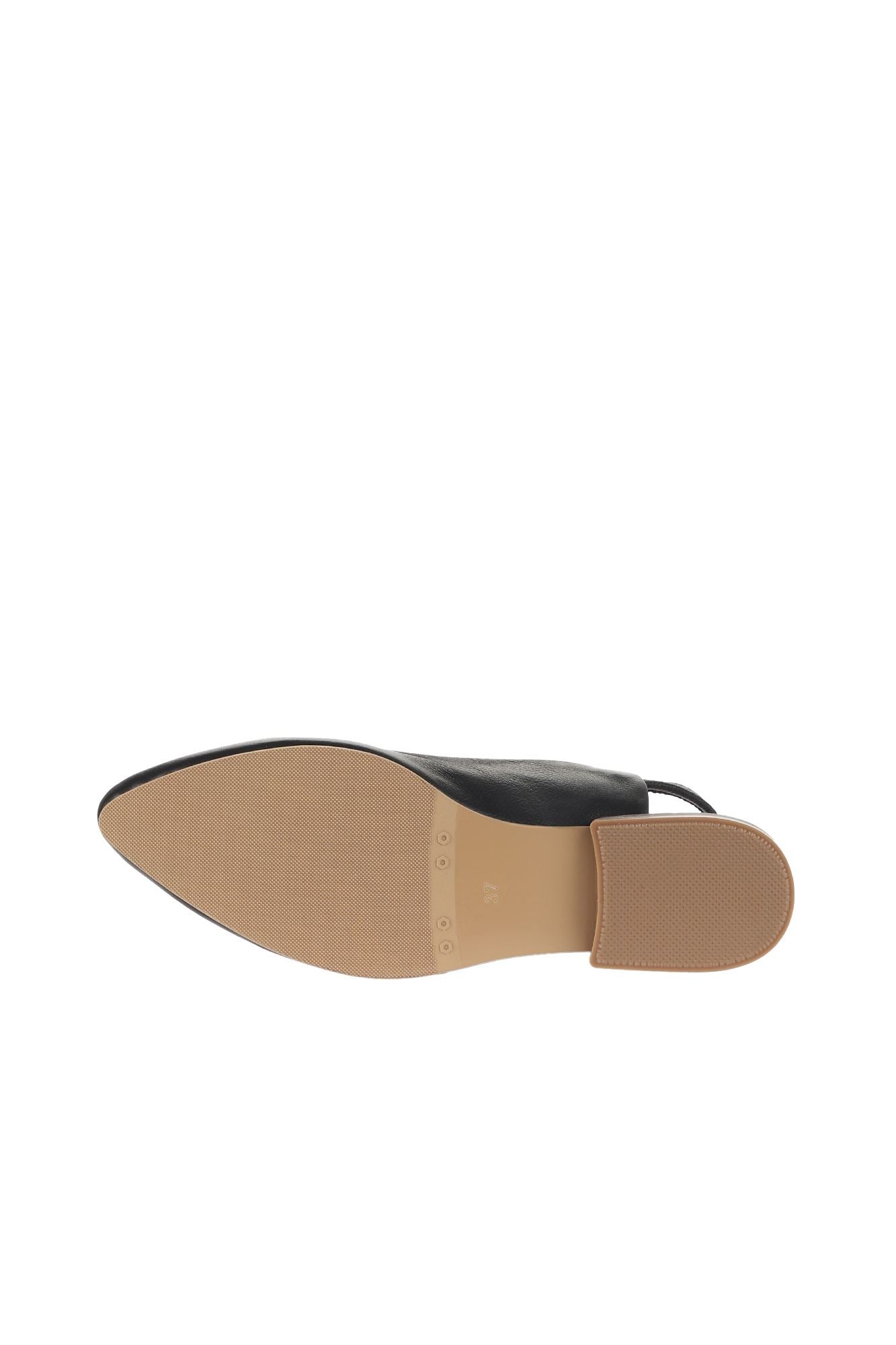 Bueno Women's Leather Flat Sandal