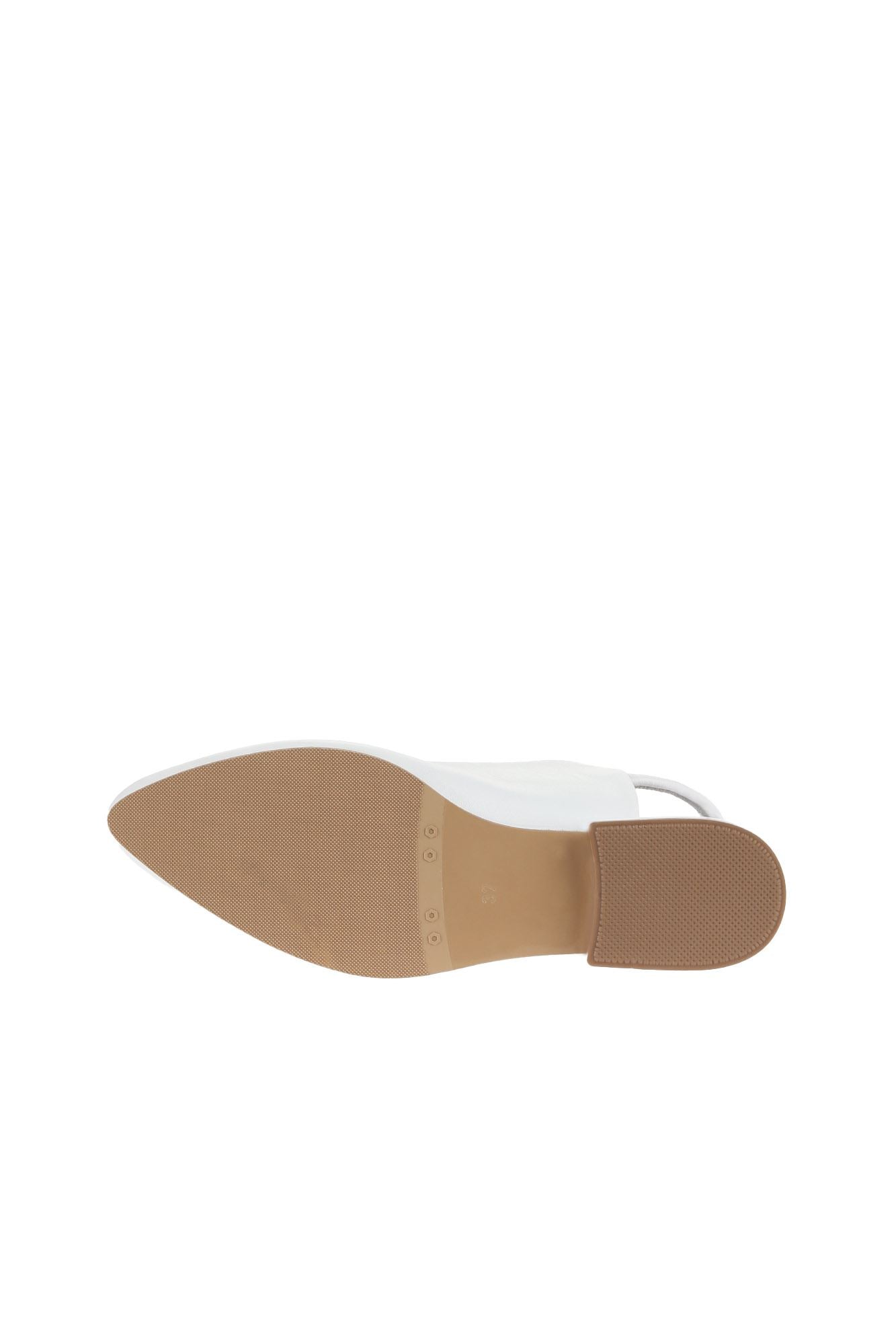 Bueno Women's Leather Flat Sandal