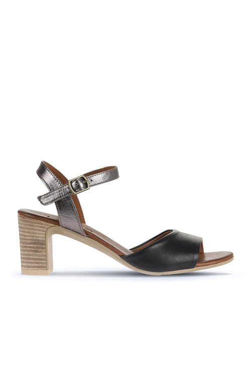 Bueno women's  in black leather
