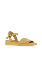 Bueno Women's Leather Flat Sandal