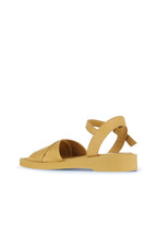 Bueno Women's Leather Flat Sandal