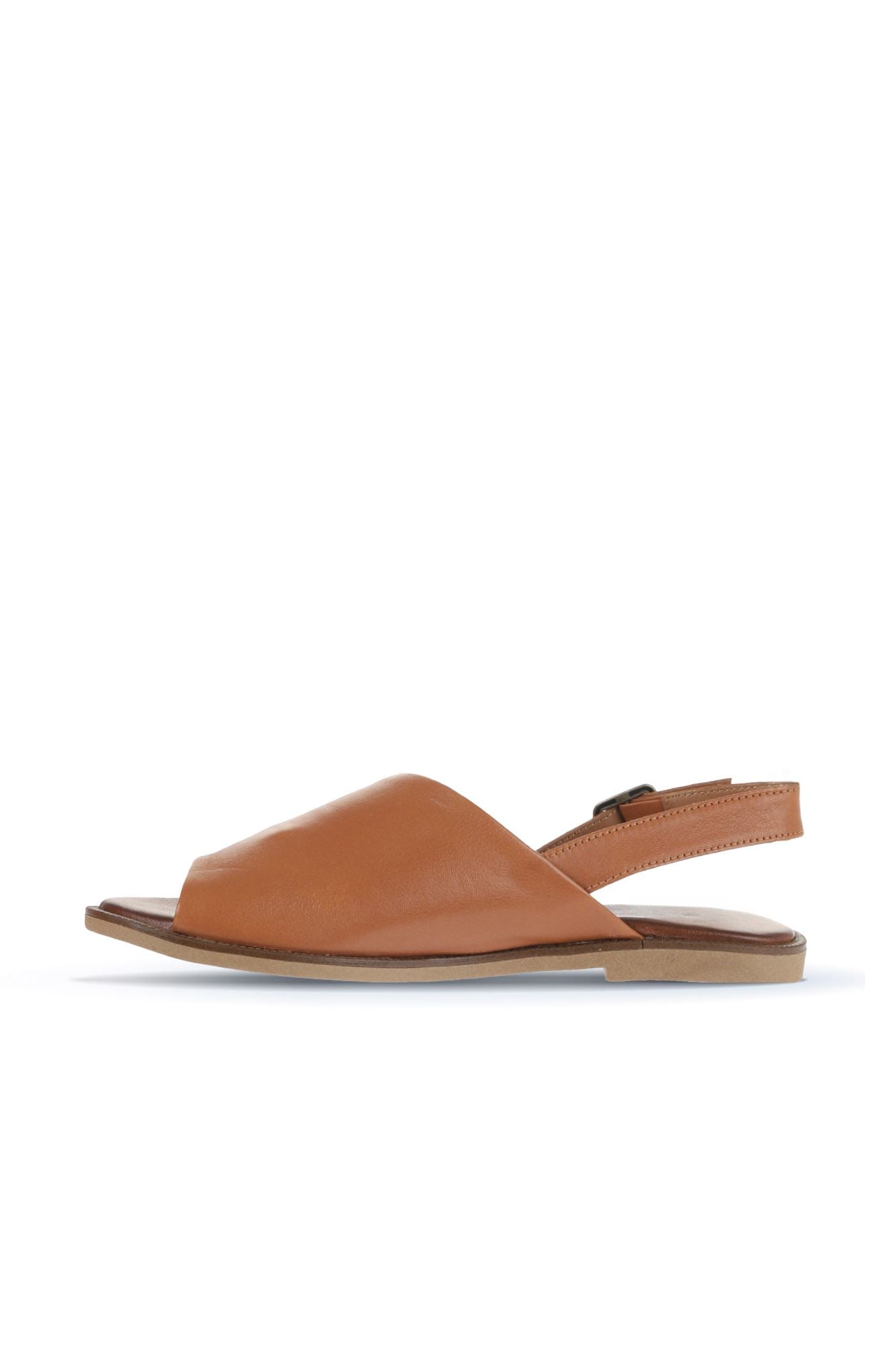 Bueno Women's Leather Flat Sandal