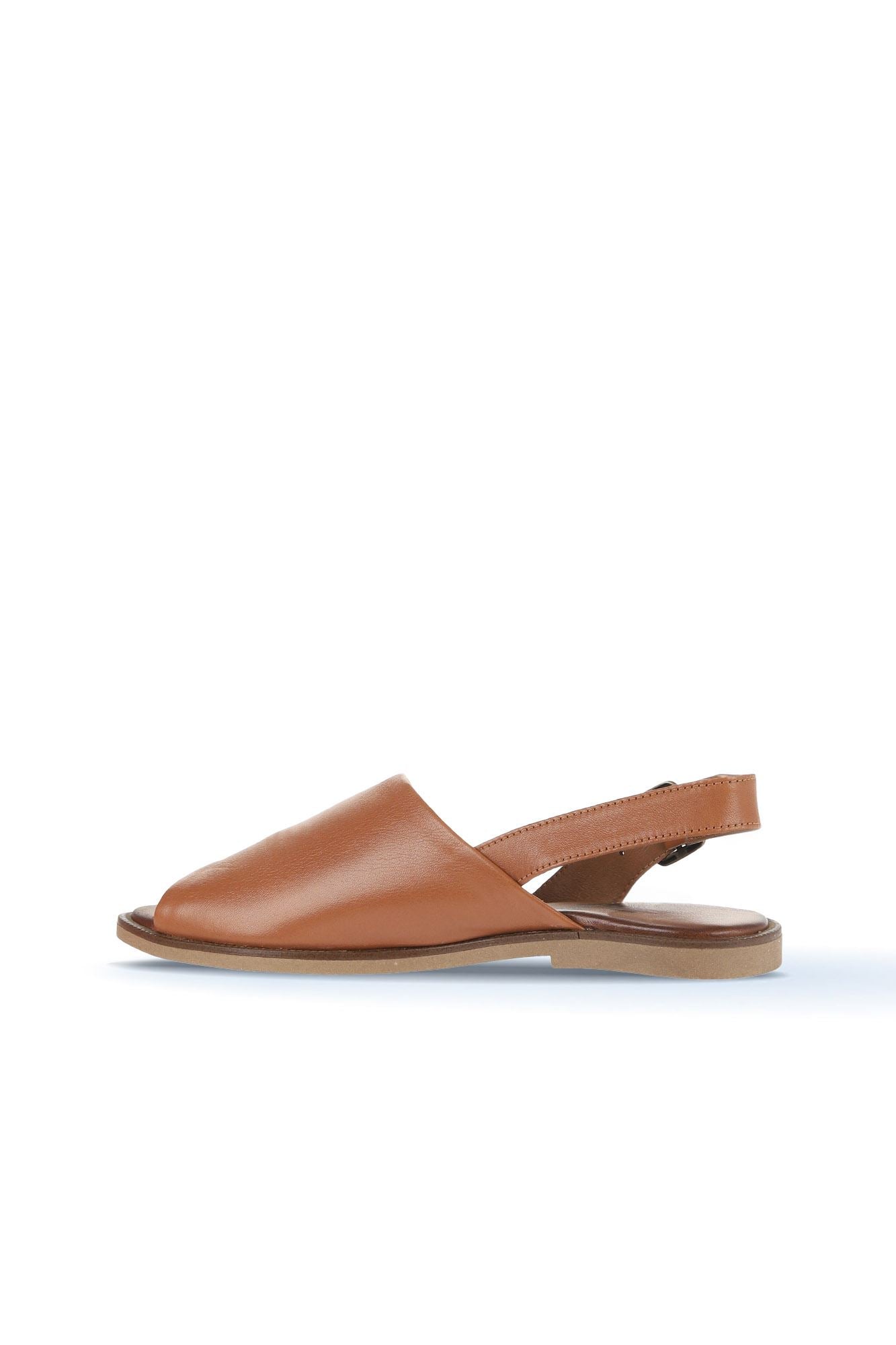 Bueno Women's Leather Flat Sandal