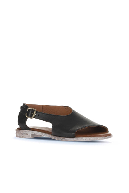 Bueno 's  in black leather