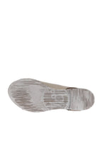 Bueno Women's Leather Flat Sandal