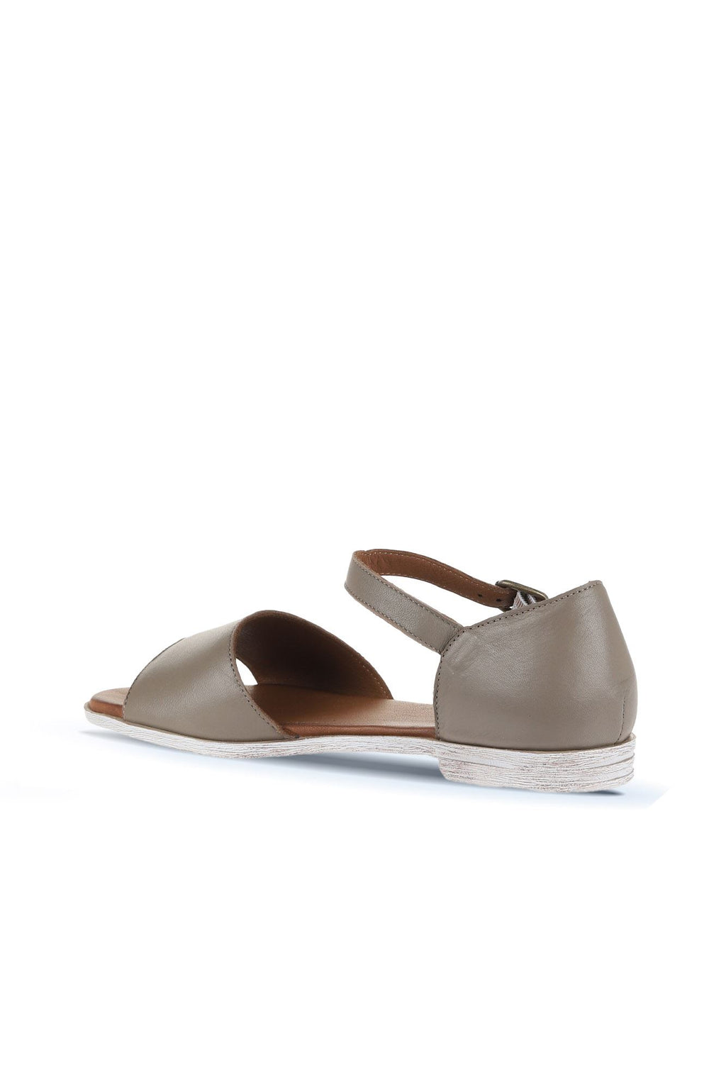 Bueno Women's Leather Flat Sandal