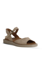 Bueno Women's Leather Flat Sandal