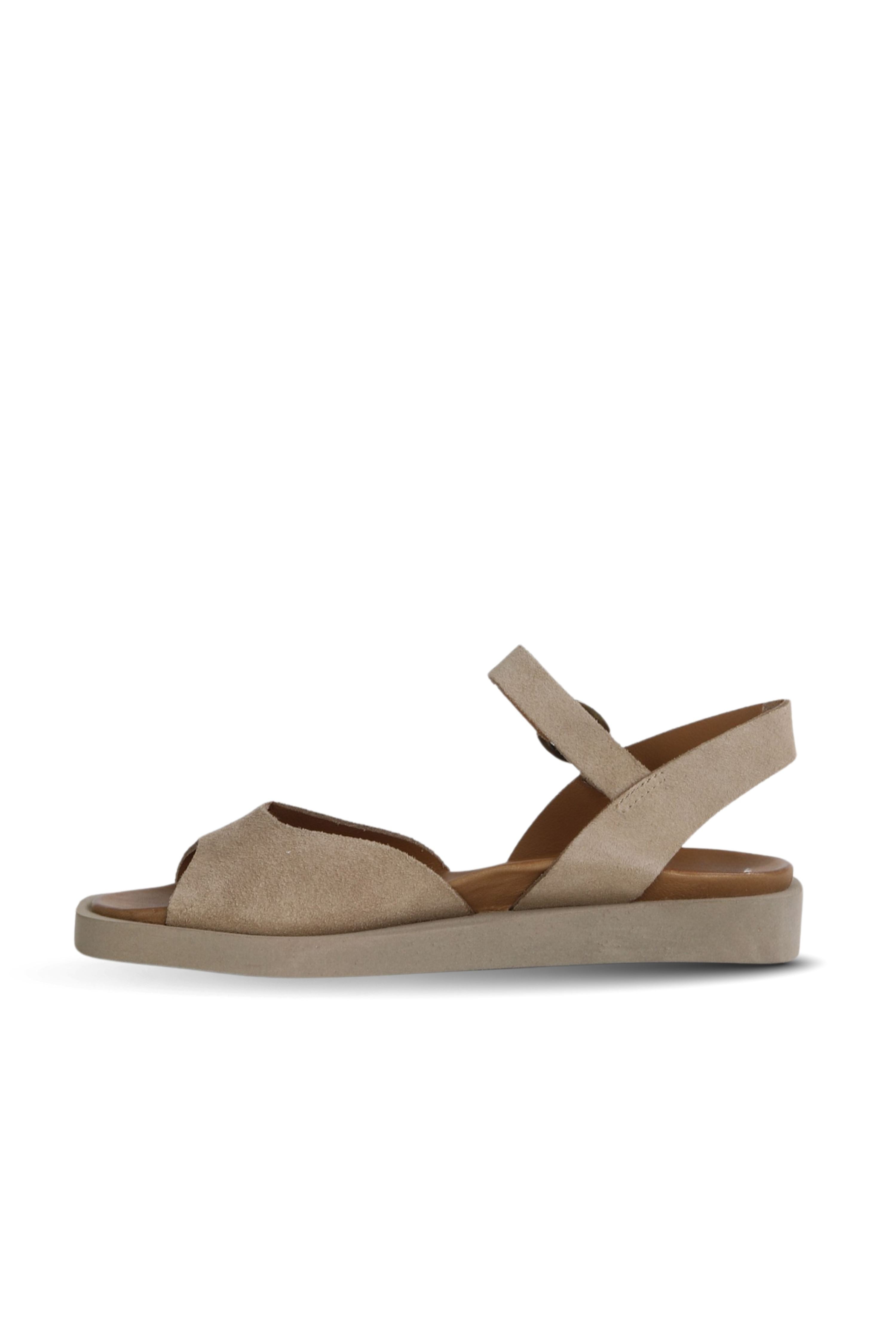 Bueno Women's Leather Flat Sandal