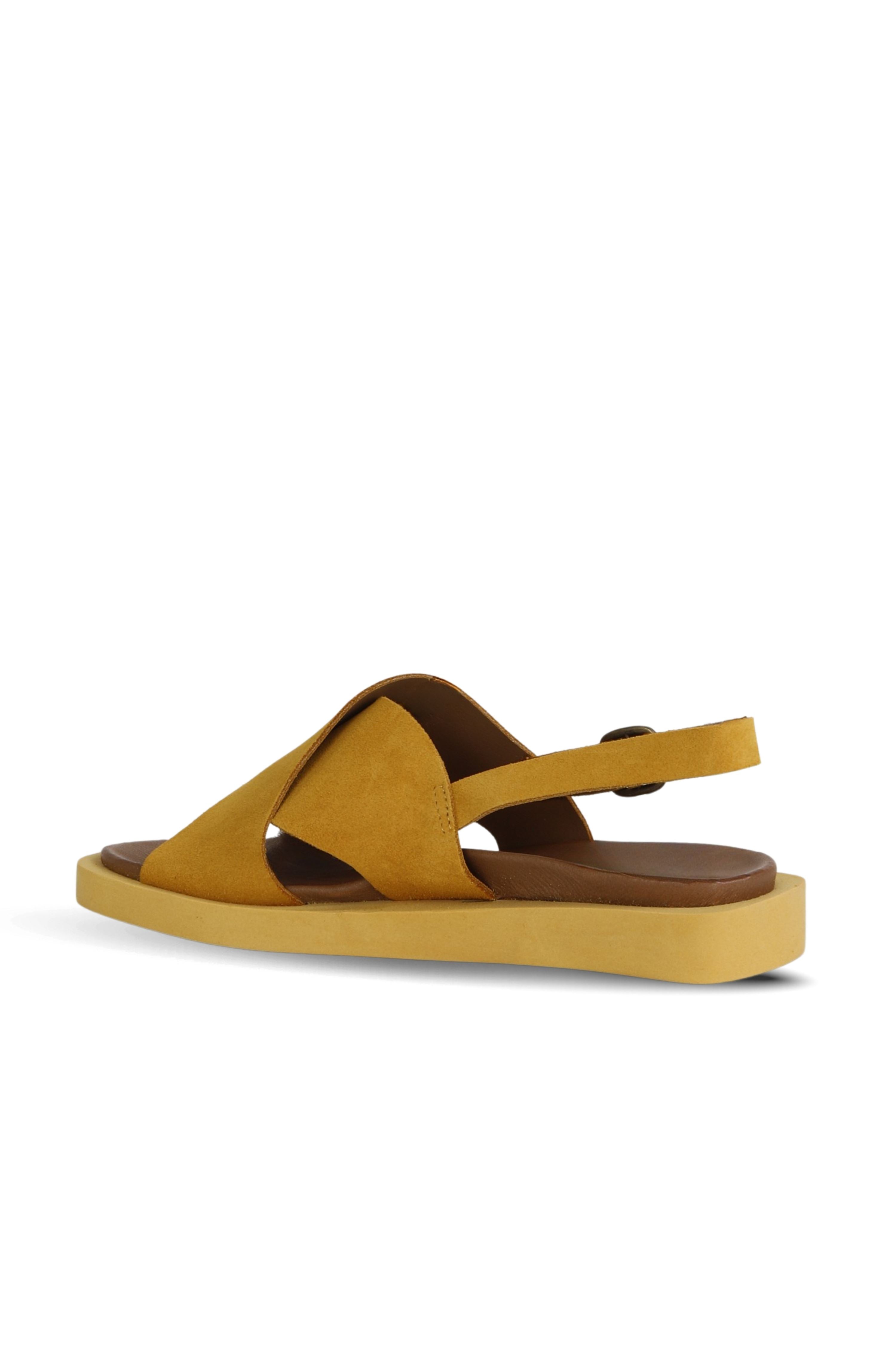 Bueno Women's Leather Flat Sandal