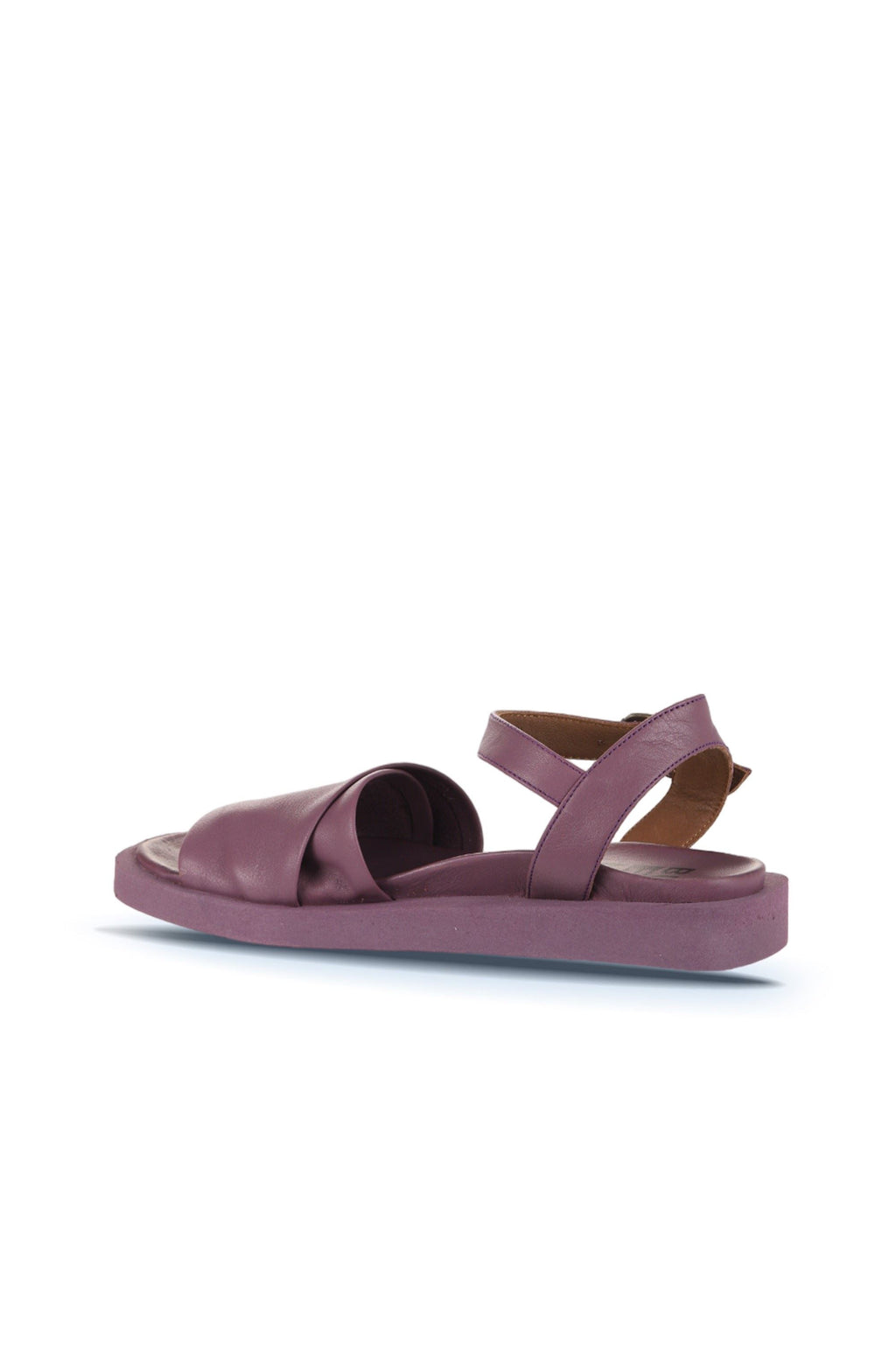 Bueno Women's Leather Flat Sandal
