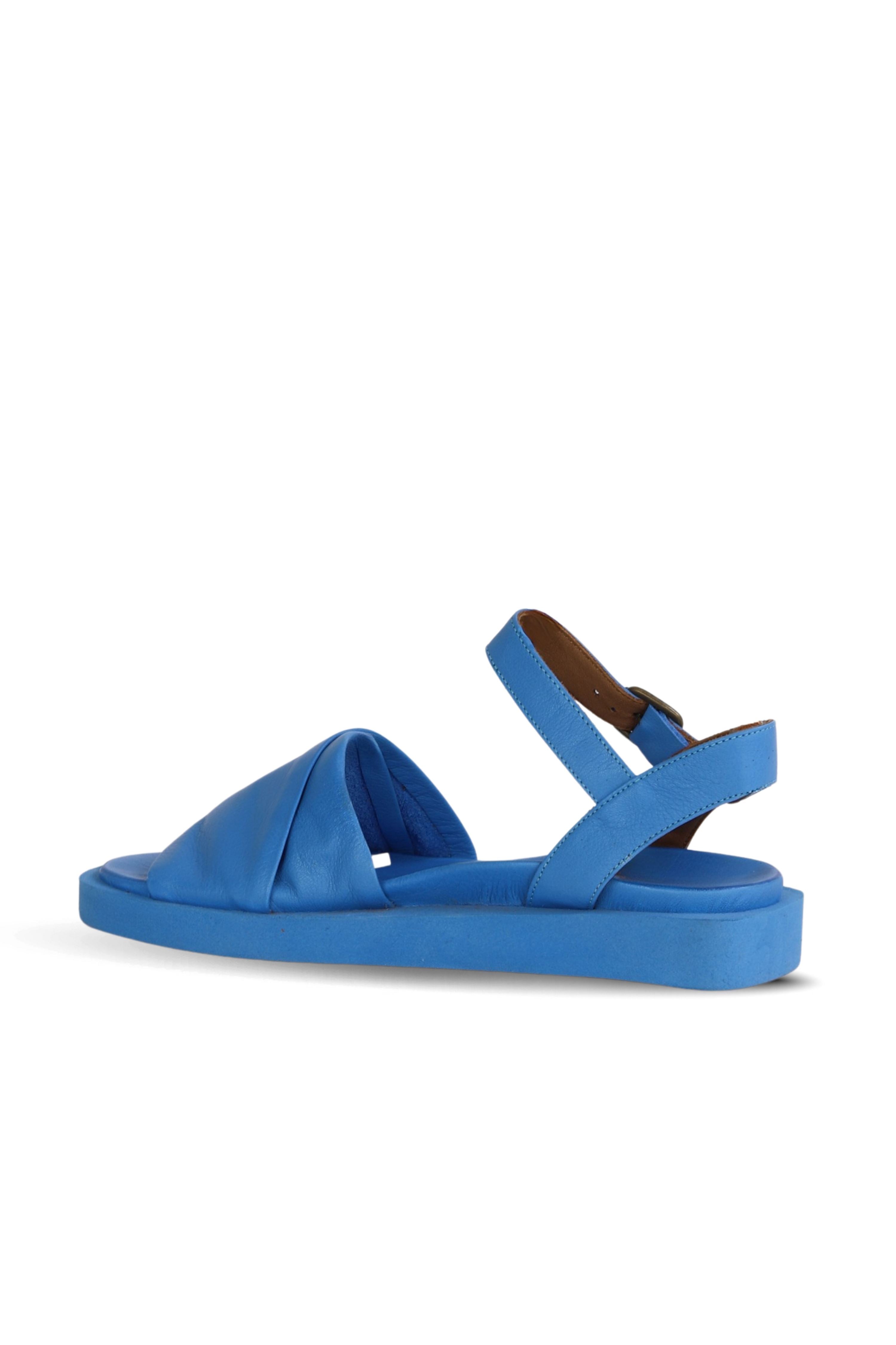 Bueno Women's Leather Flat Sandal