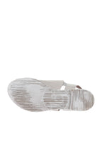 Bueno Women's Leather Flat Sandal