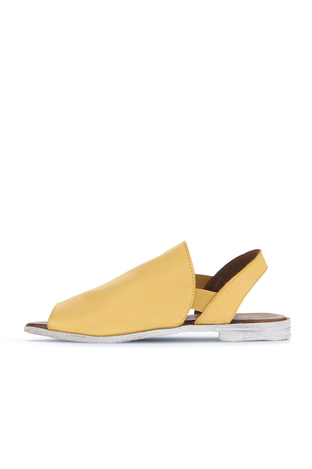 Bueno Women's Leather Flat Sandal