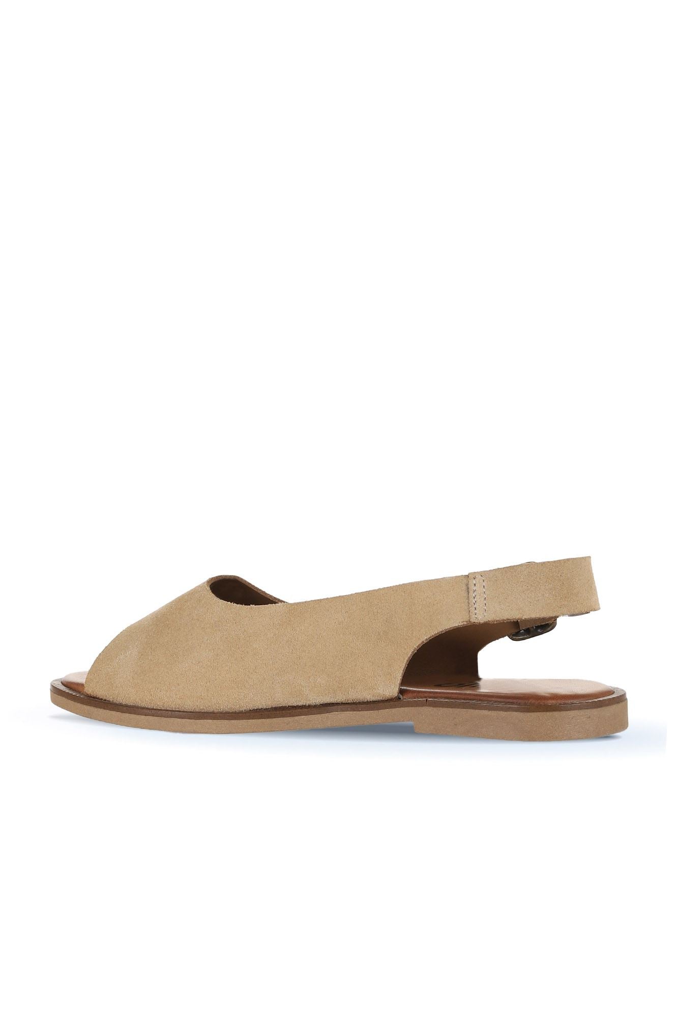 Bueno Women's Leather Flat Sandal