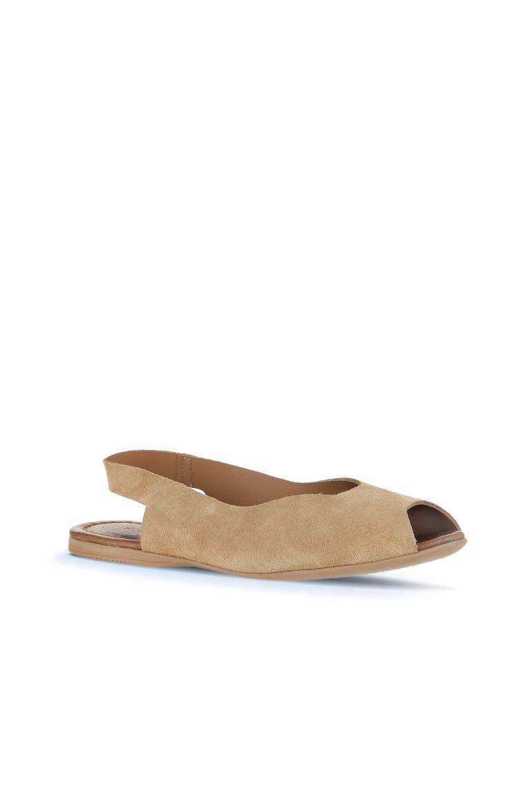 Bueno Women's Leather Flat Sandal