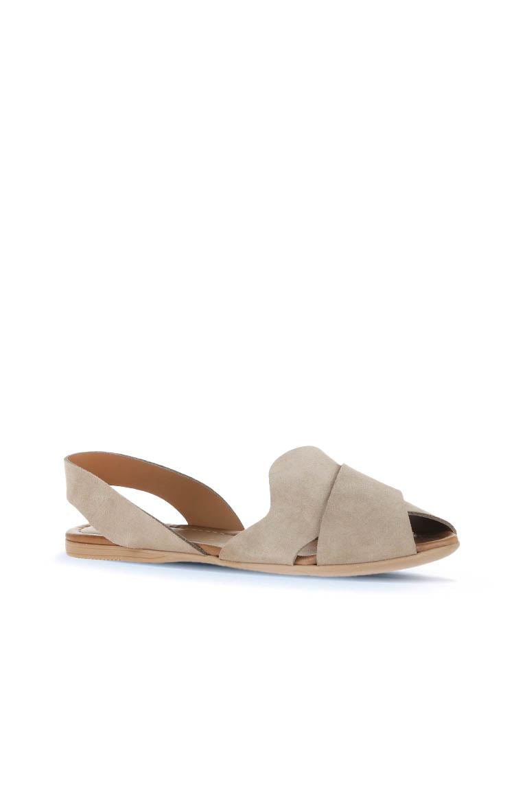 Bueno Women's Leather Flat Sandal