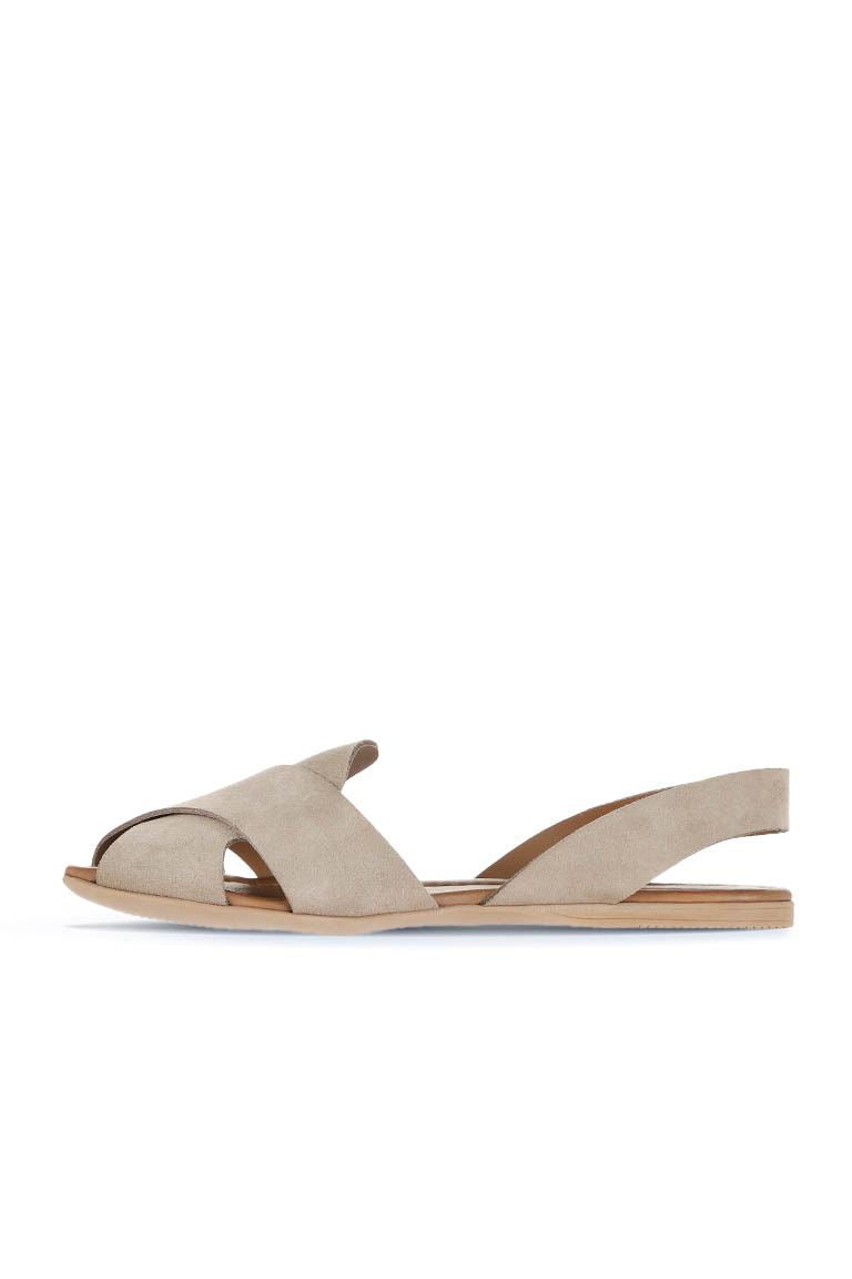 Bueno Women's Leather Flat Sandal