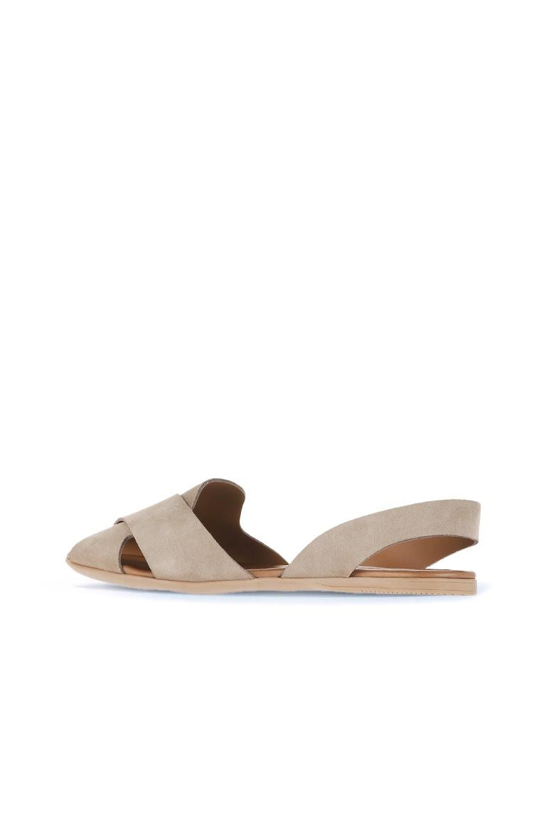 Bueno Women's Leather Flat Sandal